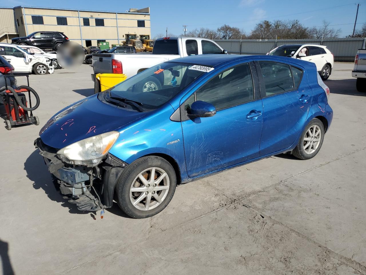 2013 TOYOTA PRIUS C