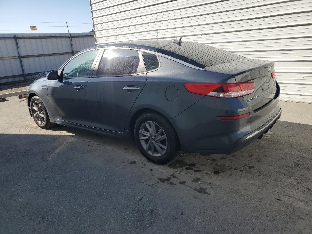 2020 KIA OPTIMA LX - Фото 2
