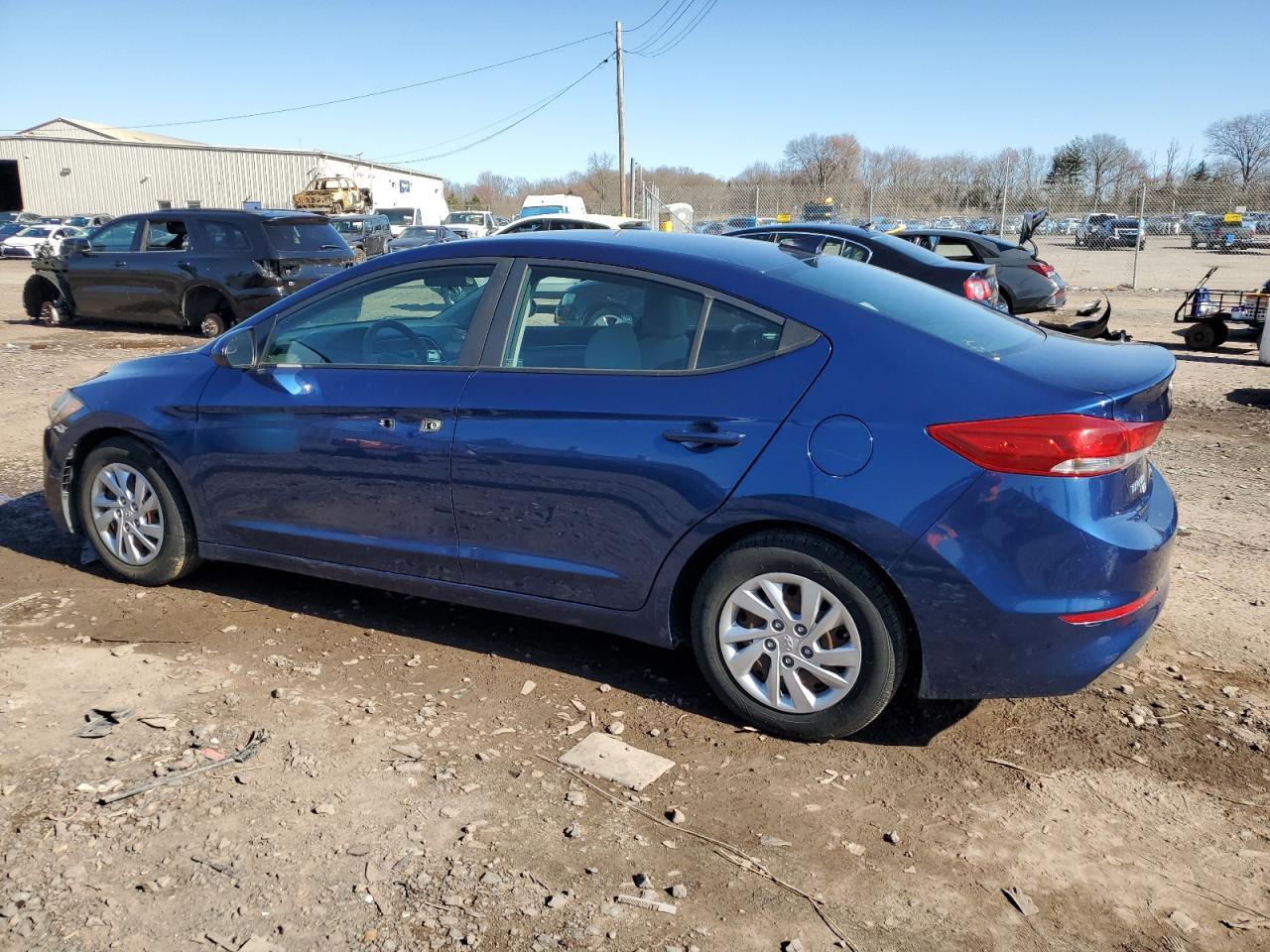 2017 HYUNDAI ELANTRA SE - Image 2