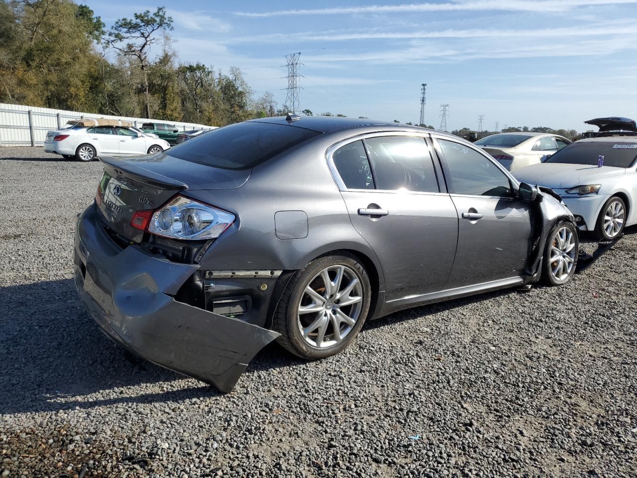 2012 INFINITI G37 - Image 3