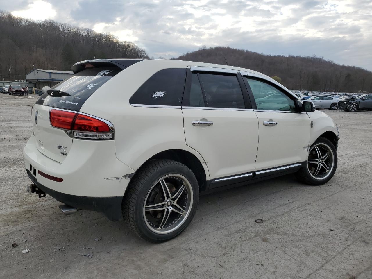 2013 LINCOLN MKX - Image 3