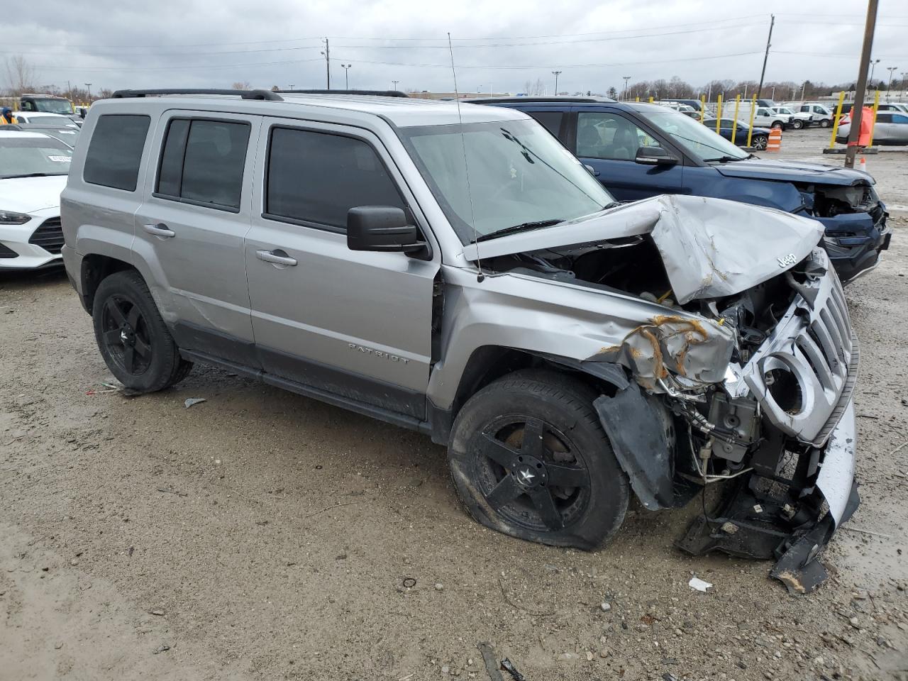 2015 JEEP PATRIOT SP - Фото 4