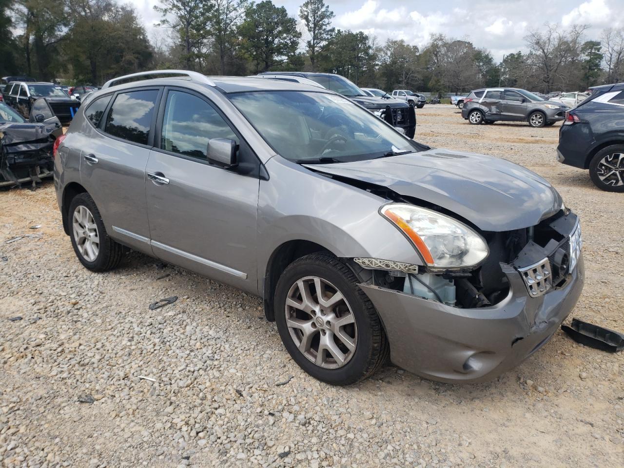 2013 NISSAN ROGUE S - Фото 4