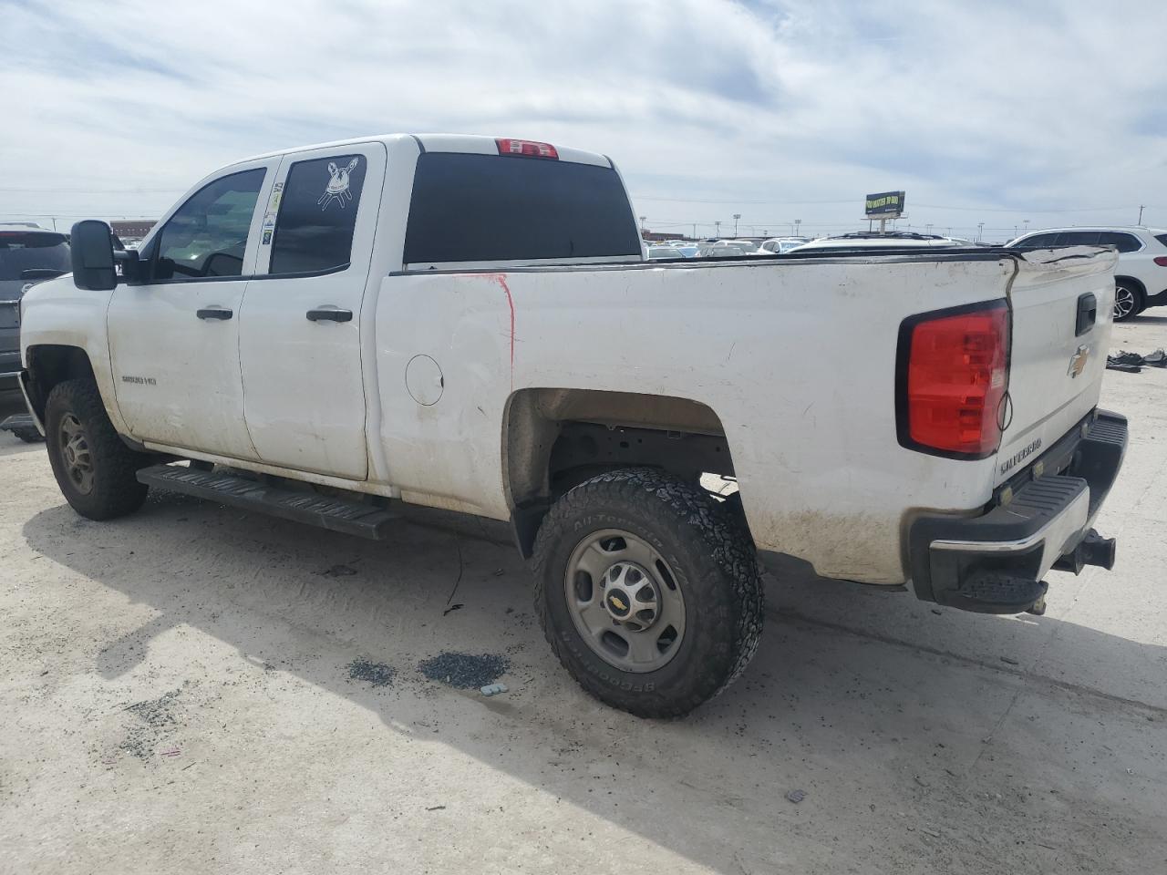 2015 CHEVROLET SILVERADO - Image 2