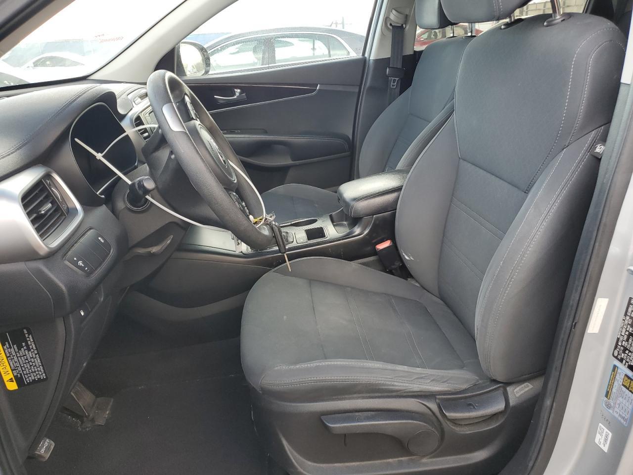 2017 KIA SORENTO LX - Фото 7