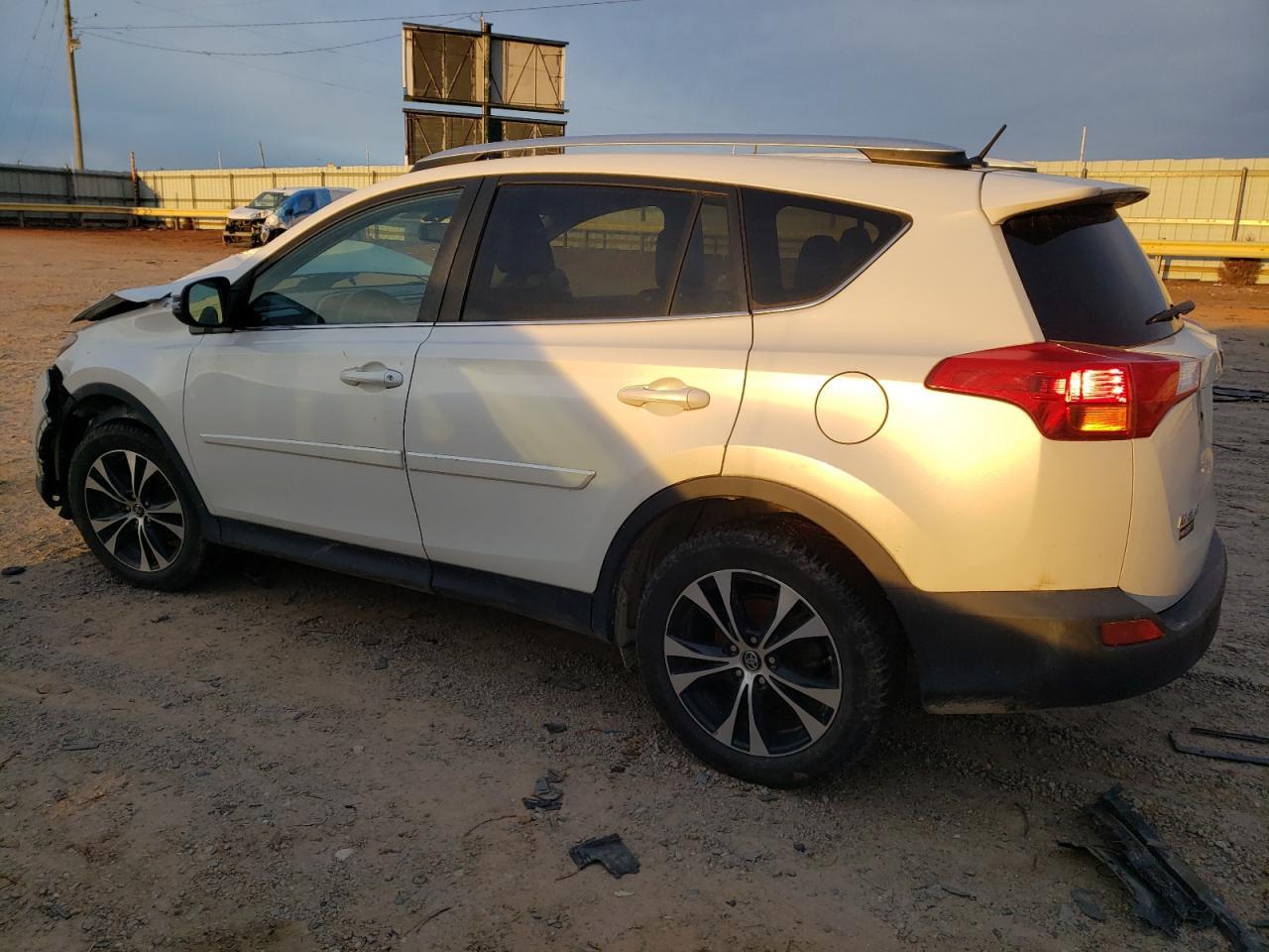 2015 TOYOTA RAV4 LIMIT - Фото 2