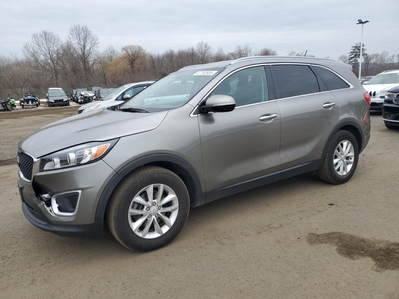 2017 KIA SORENTO LX