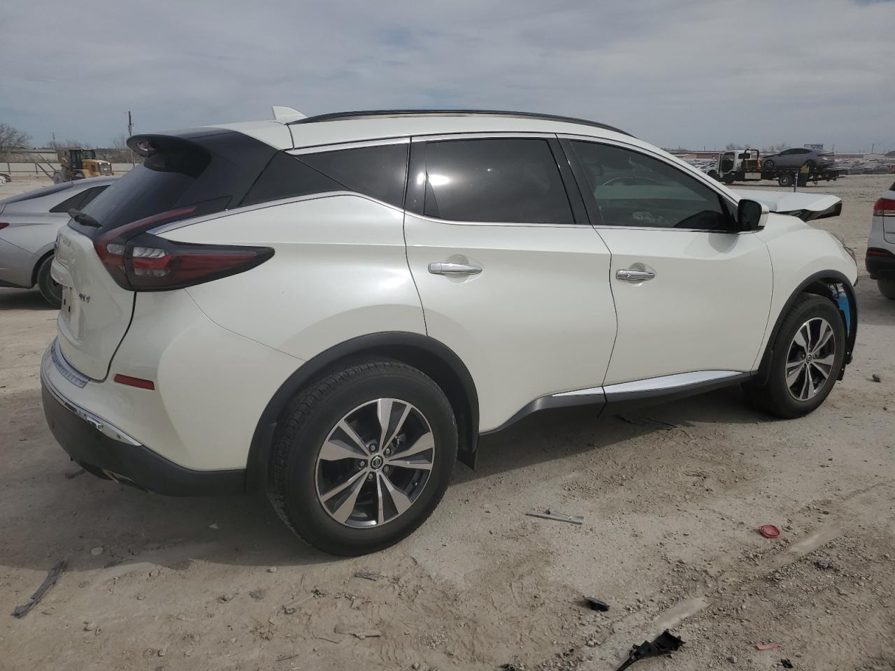 2022 NISSAN MURANO SV - Image 3