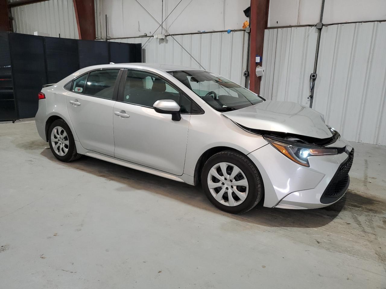 2021 TOYOTA COROLLA LE - Image 4