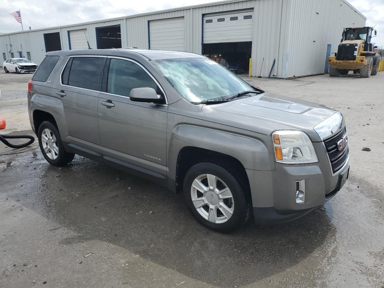 2012 GMC TERRAIN SL - Image 4
