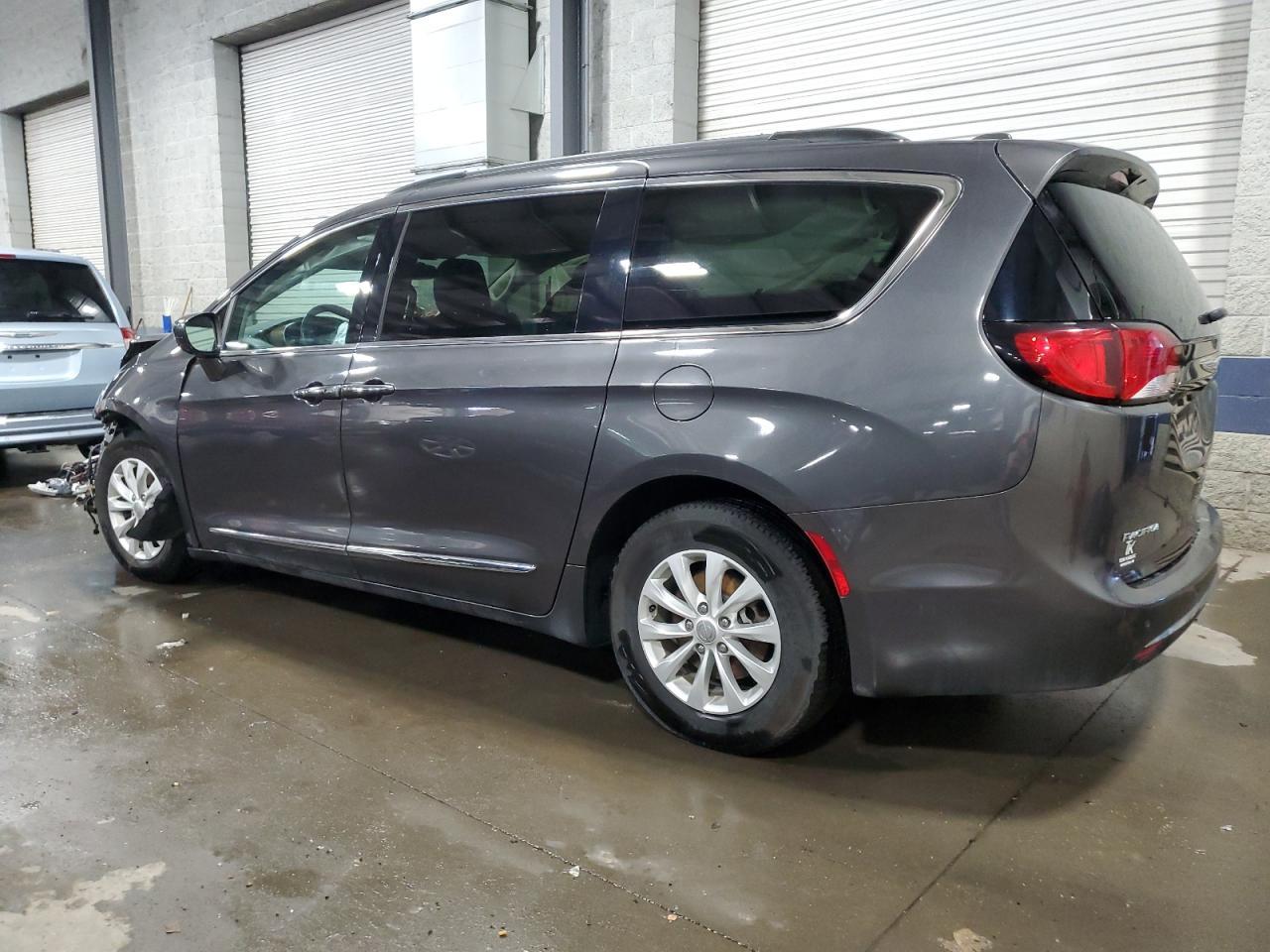 2017 CHRYSLER PACIFICA T - Фото 2
