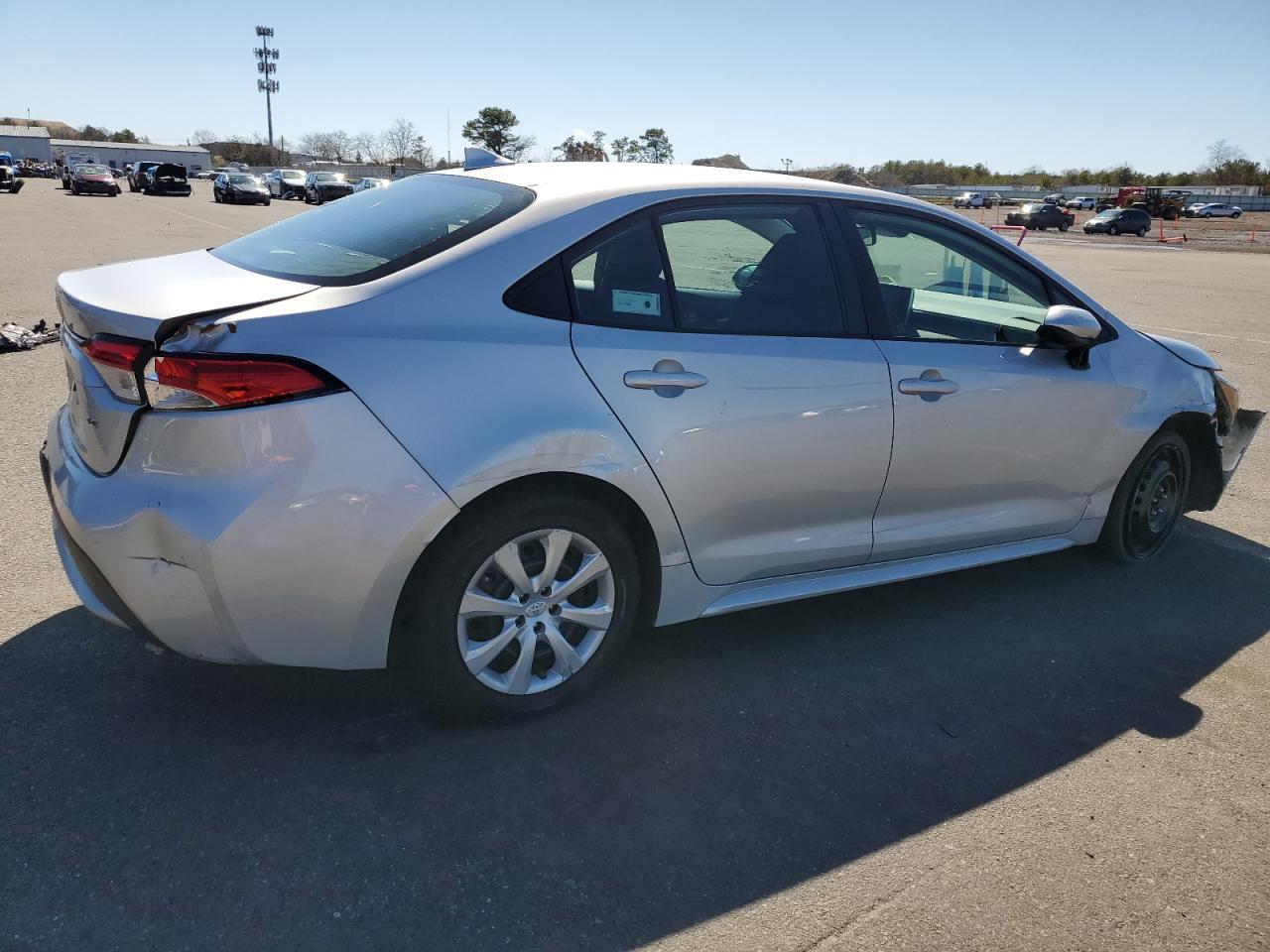 2020 TOYOTA COROLLA LE - Image 3