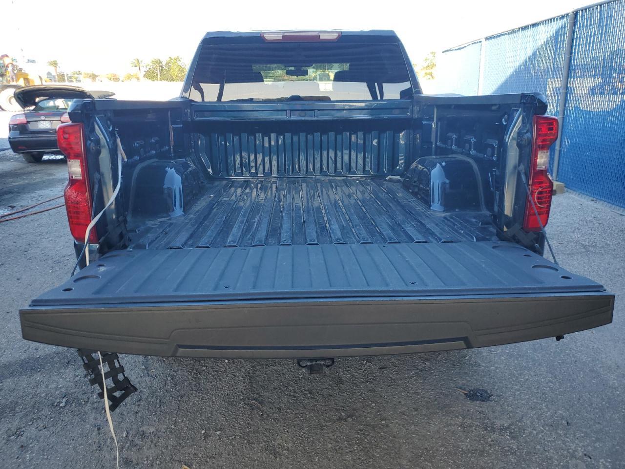 2020 CHEVROLET SILVERADO - Фото 6