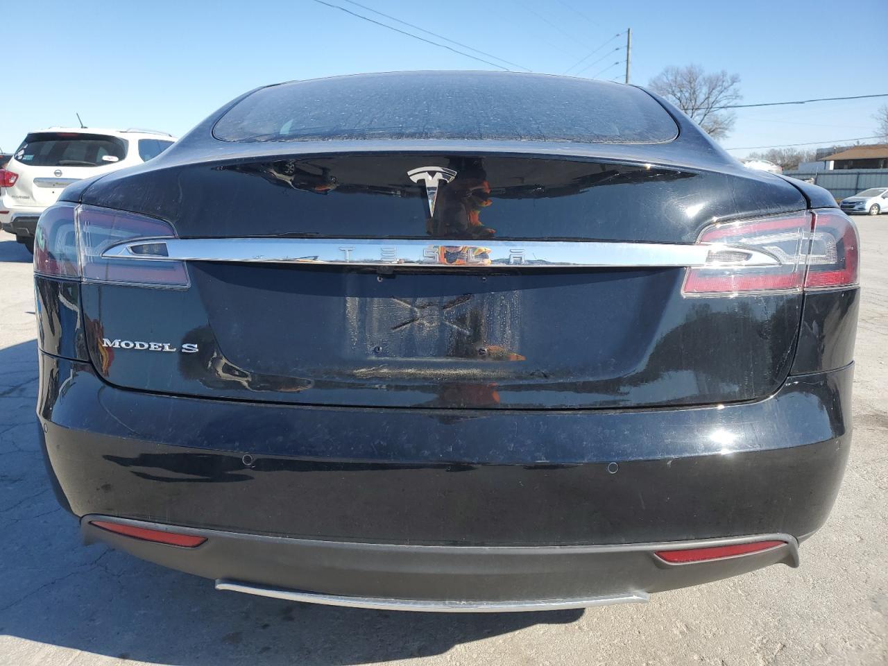2015 TESLA MODEL S - Image 6