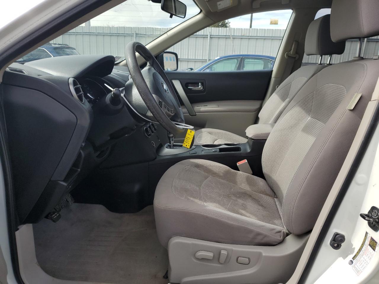 2013 NISSAN ROGUE S - Фото 7