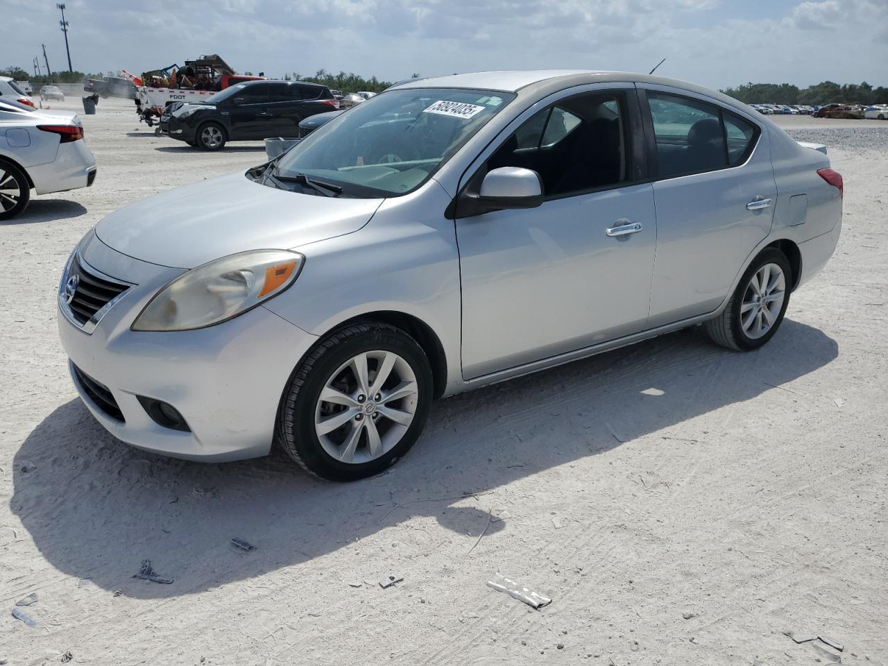 2014 NISSAN VERSA S