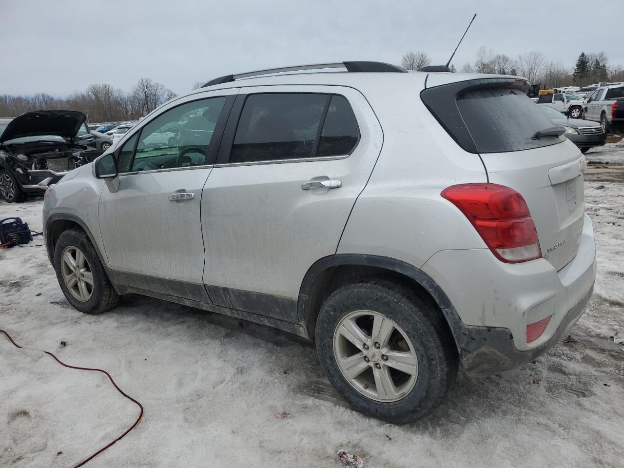 2019 CHEVROLET TRAX 1LT - Фото 2