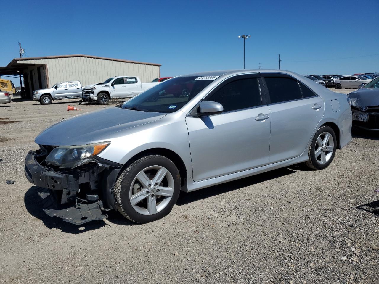 2014 TOYOTA CAMRY L