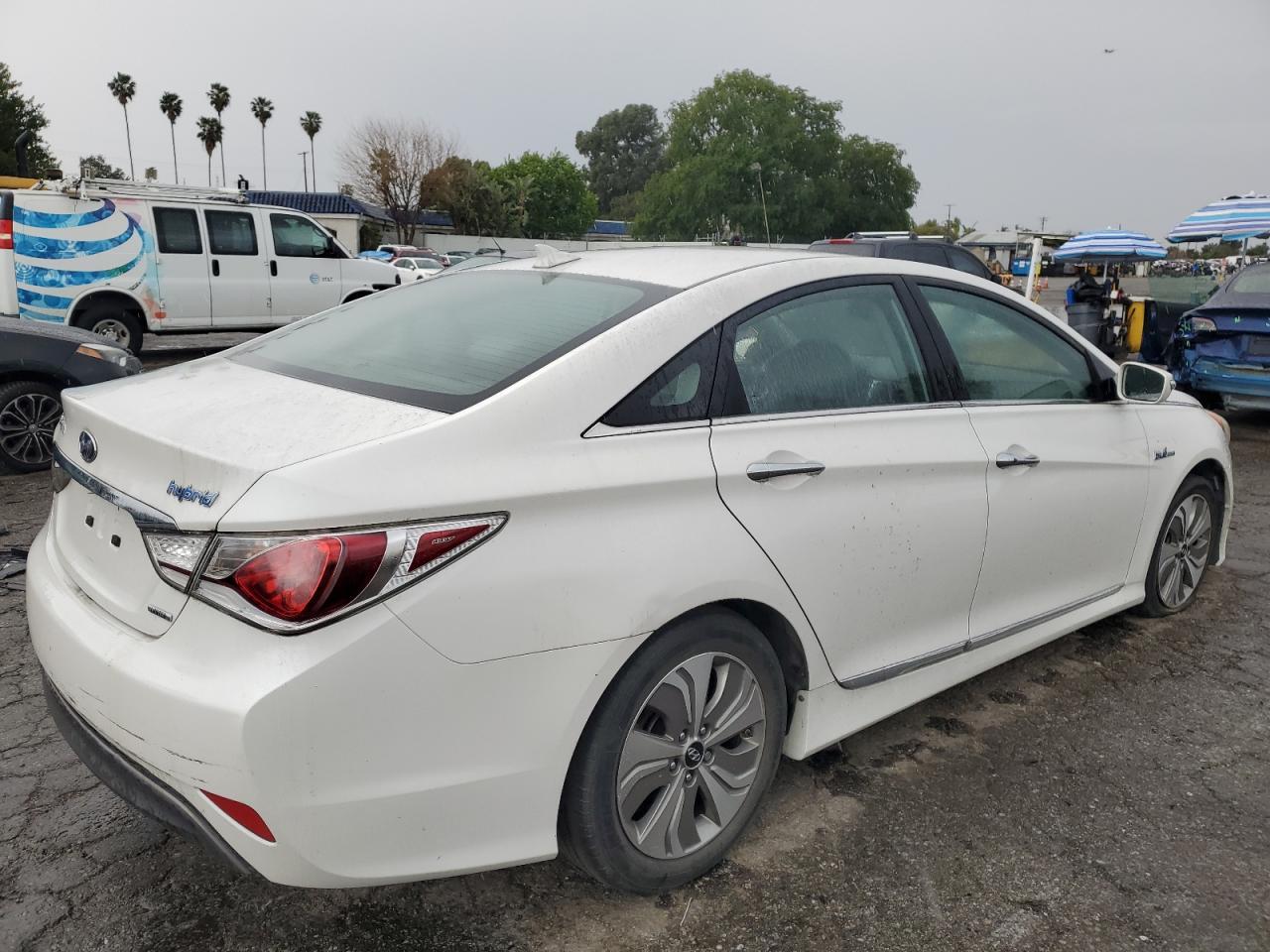 2013 HYUNDAI SONATA HYB - Image 3