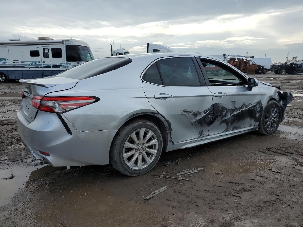 2018 TOYOTA CAMRY L - Image 3