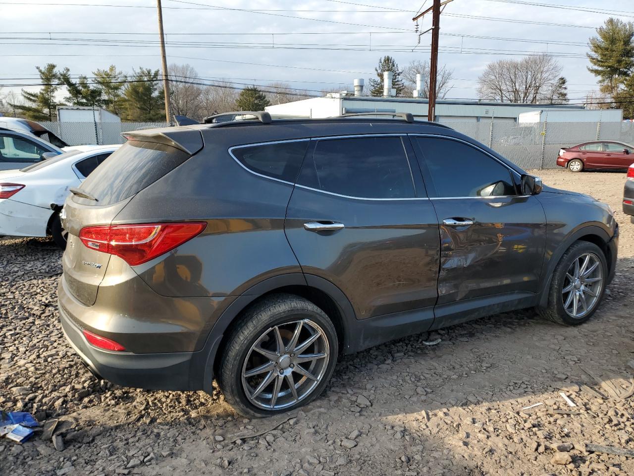 2013 HYUNDAI SANTA FE S - Image 3