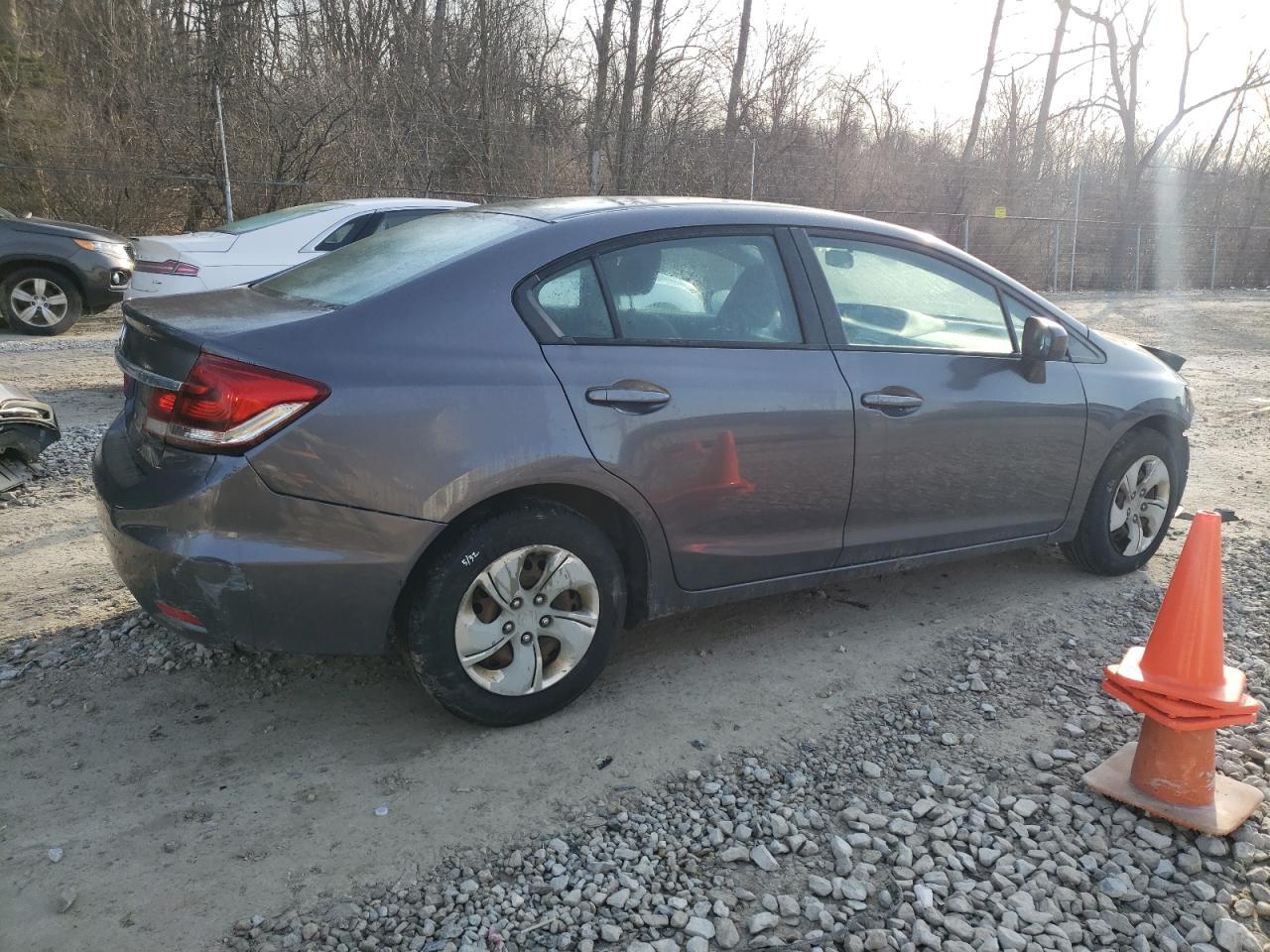 2015 HONDA CIVIC LX - Image 3