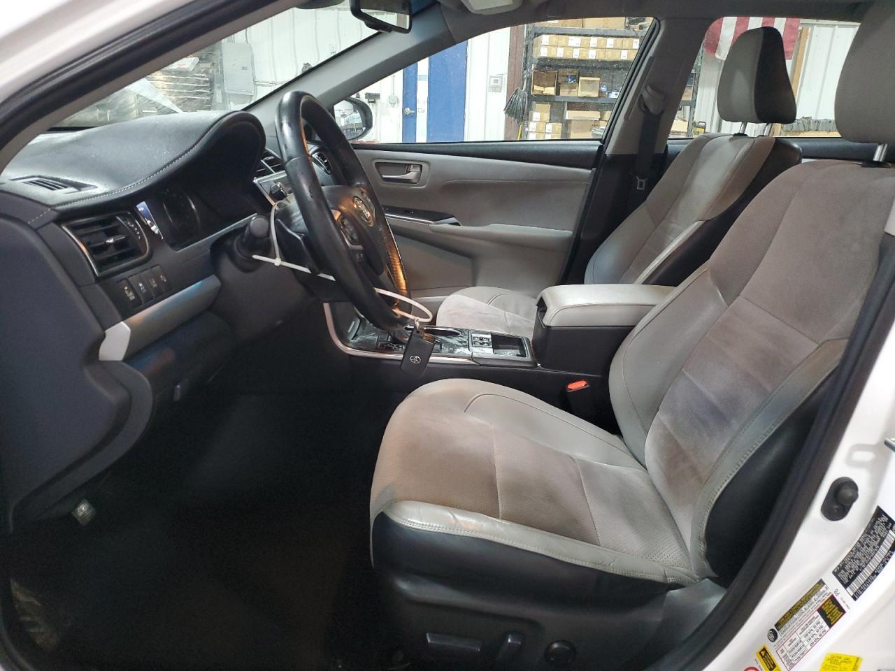 2015 TOYOTA CAMRY LE - Image 7