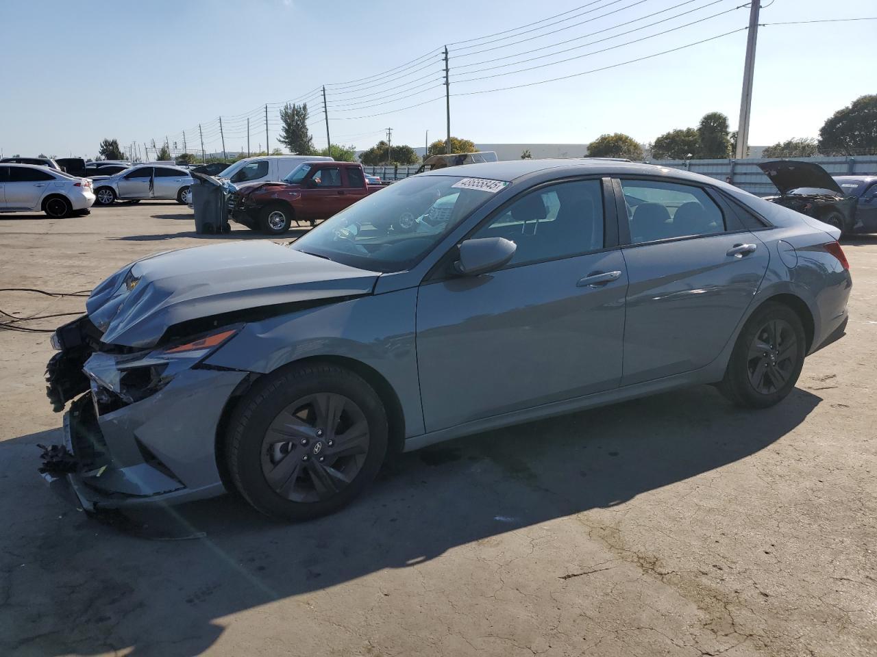 2023 HYUNDAI ELANTRA SE