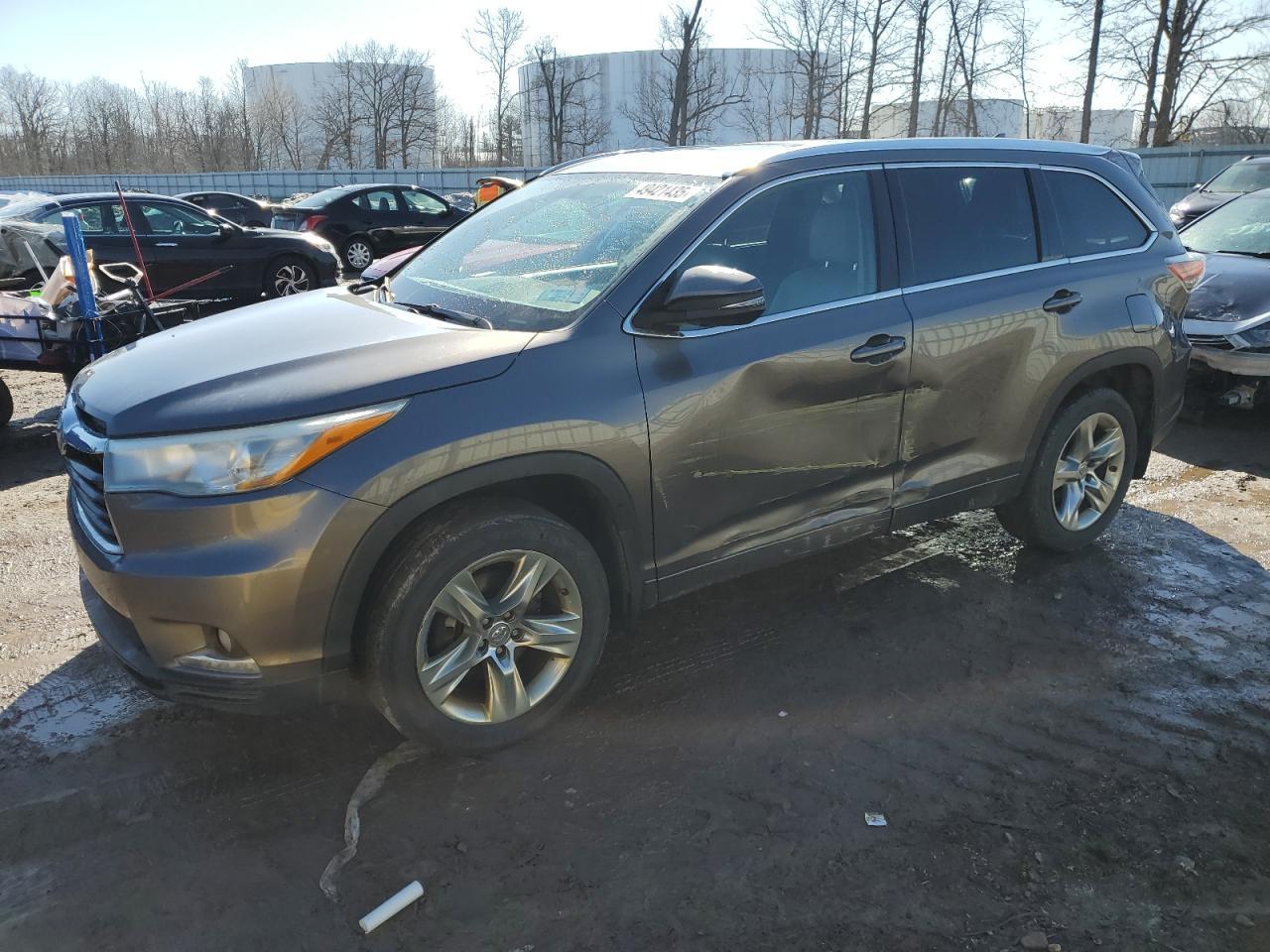 2014 TOYOTA HIGHLANDER