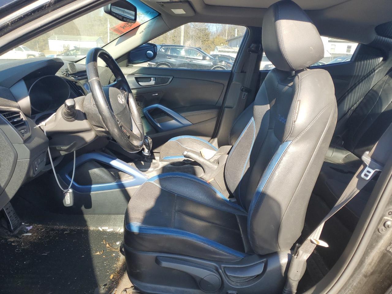 2013 HYUNDAI VELOSTER T - Image 7