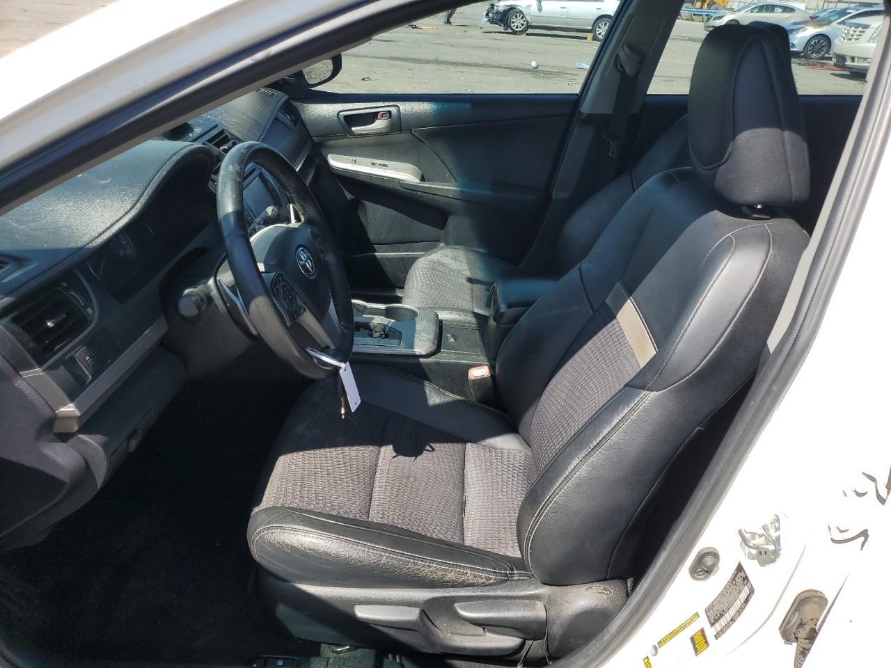 2013 TOYOTA CAMRY L - Фото 7