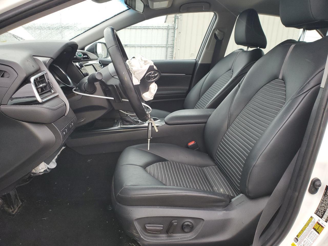2018 TOYOTA CAMRY L - Фото 7