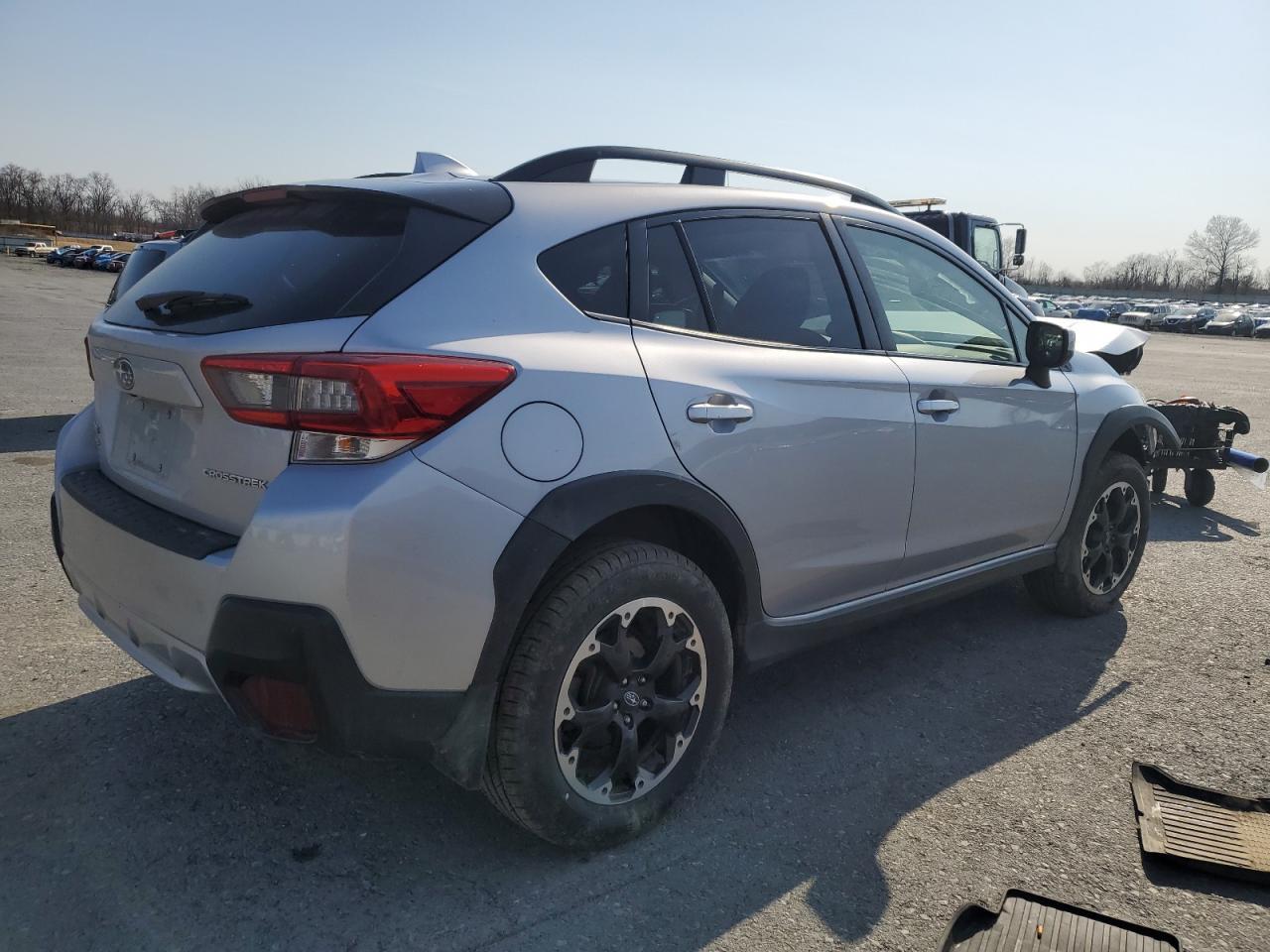 2021 SUBARU CROSSTREK - Фото 3