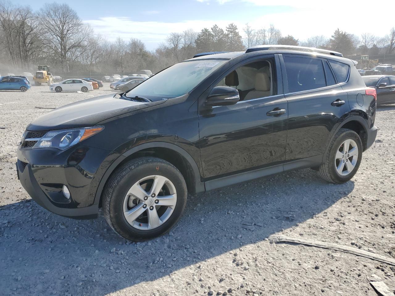 2013 TOYOTA RAV4 XLE
