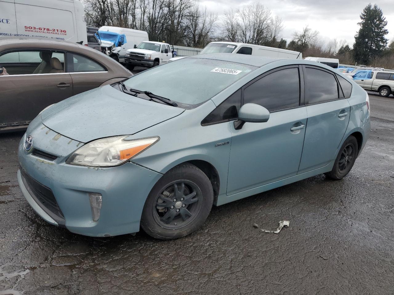 2013 TOYOTA PRIUS