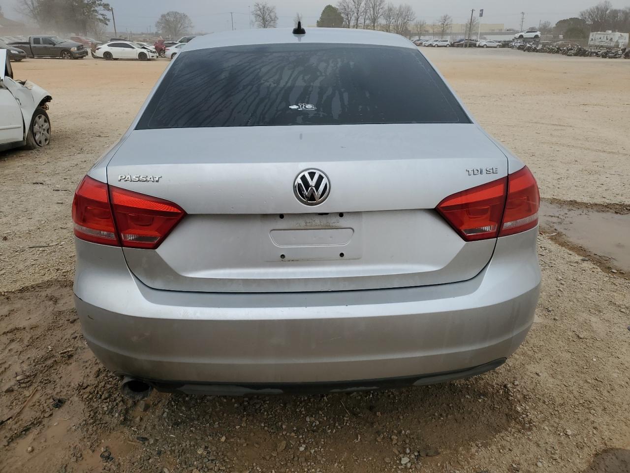 2014 VOLKSWAGEN PASSAT SE - Фото 6