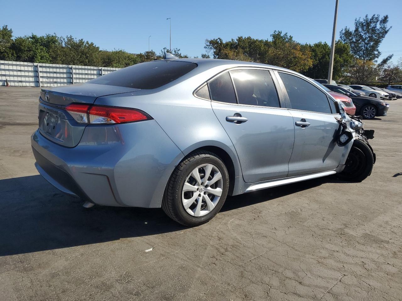 2020 TOYOTA COROLLA LE - Image 3
