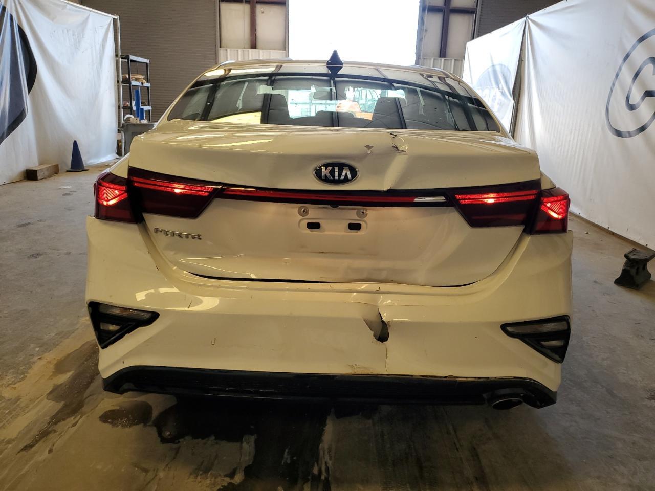 2020 KIA FORTE FE - Image 6