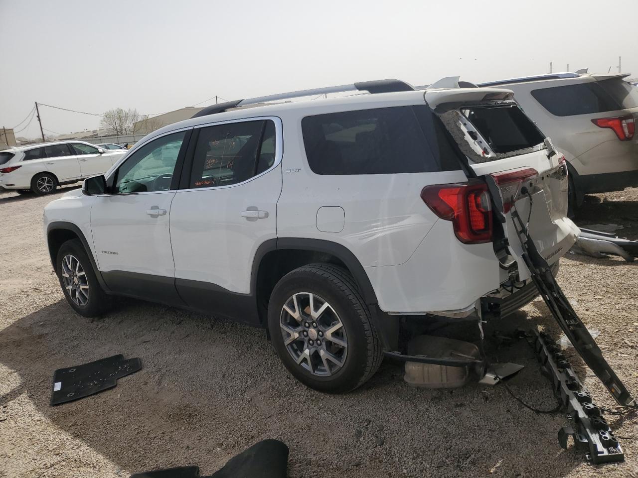 2023 GMC ACADIA SLT - Image 2