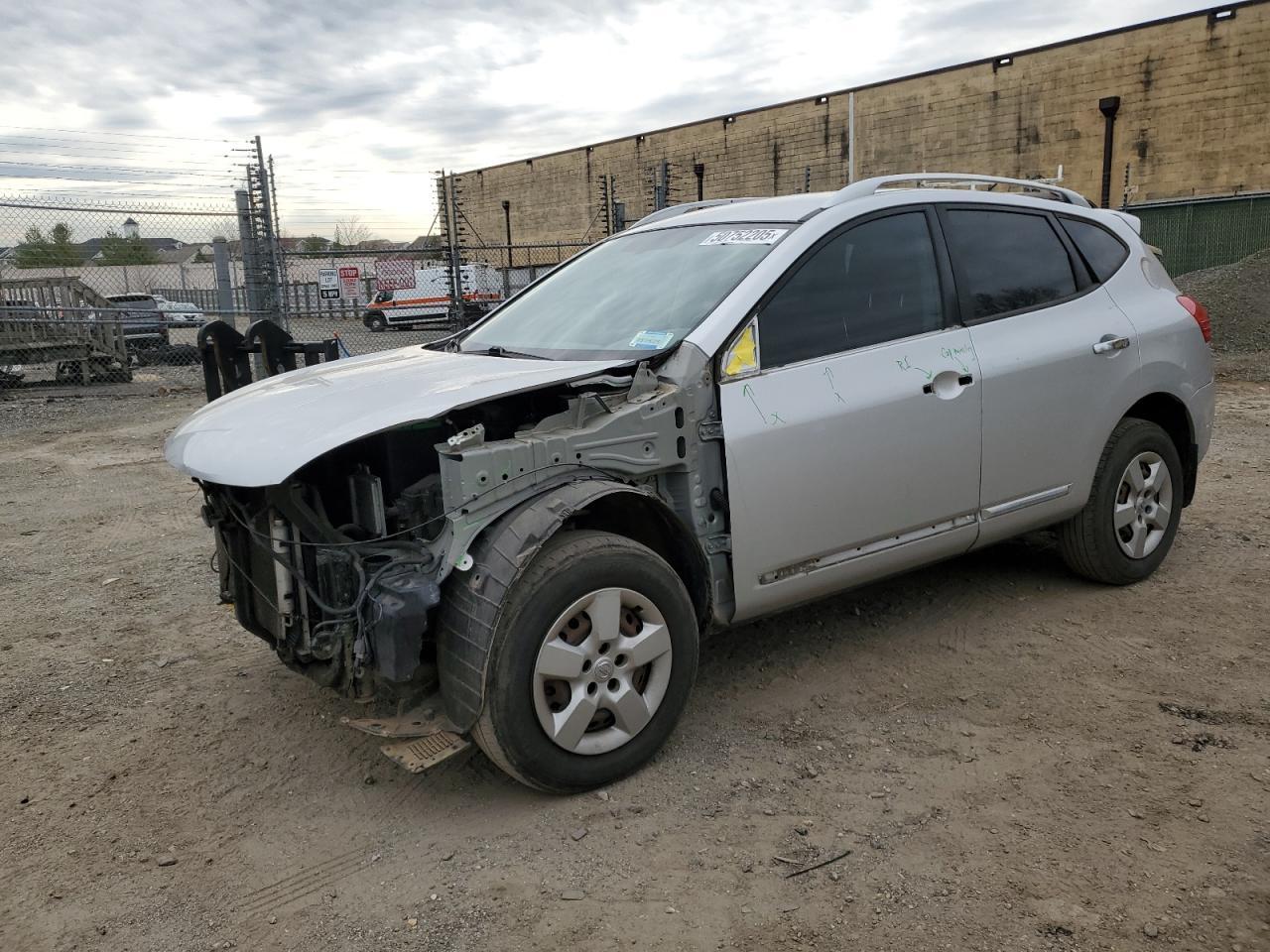 2014 NISSAN ROGUE SELE