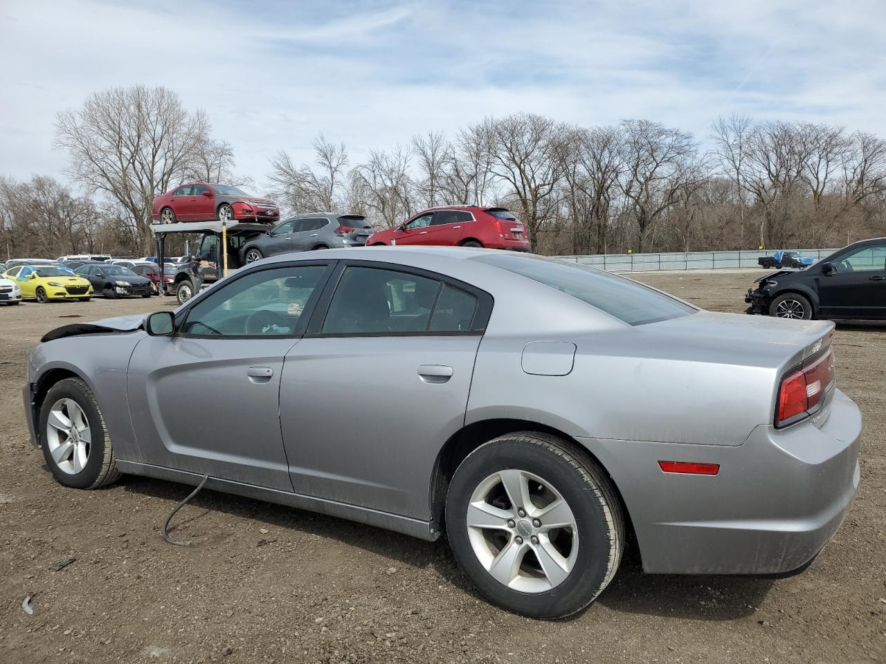 2014 DODGE CHARGER SE - Фото 2