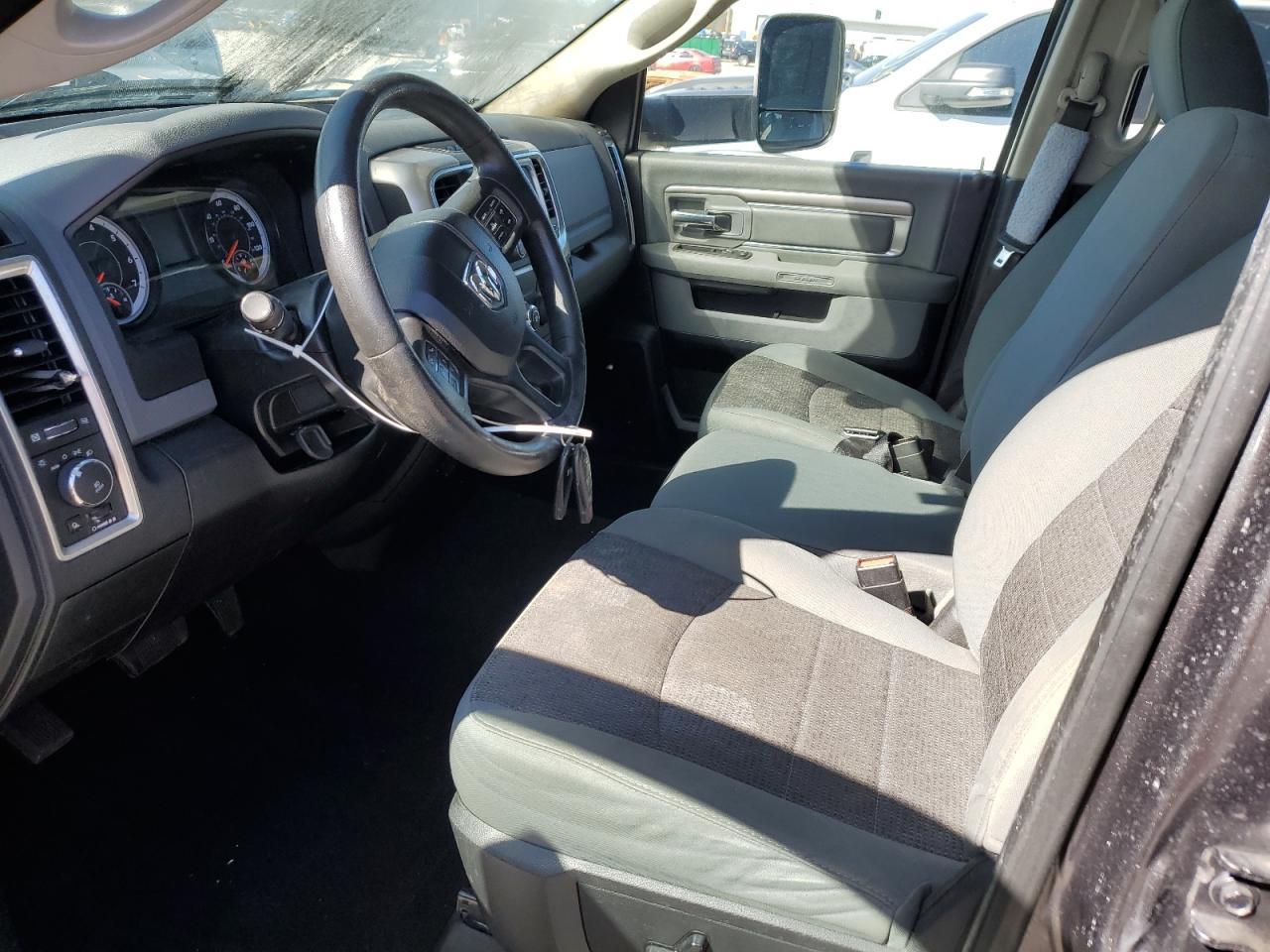 2017 RAM 1500 SLT - Image 7
