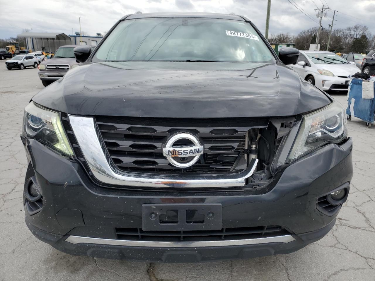 2017 NISSAN PATHFINDER - Фото 5