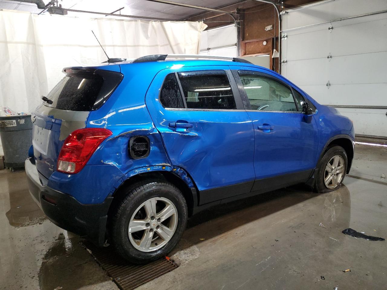 2015 CHEVROLET TRAX 1LT - Image 3