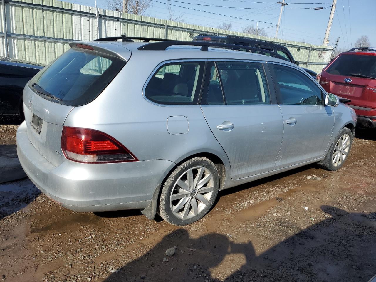 2013 VOLKSWAGEN JETTA TDI - Image 3