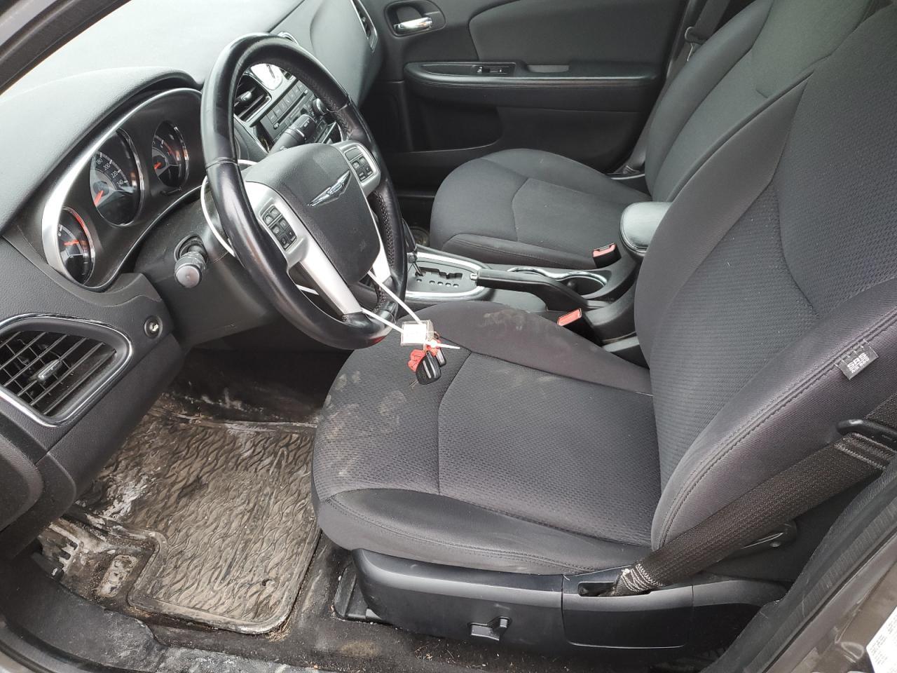 2012 CHRYSLER 200 TOURIN - Image 7