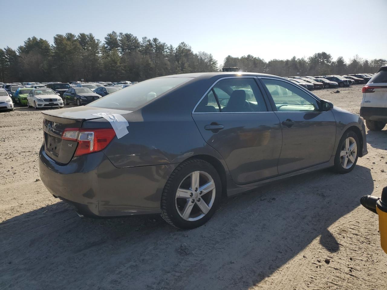 2012 TOYOTA CAMRY BASE - Фото 3
