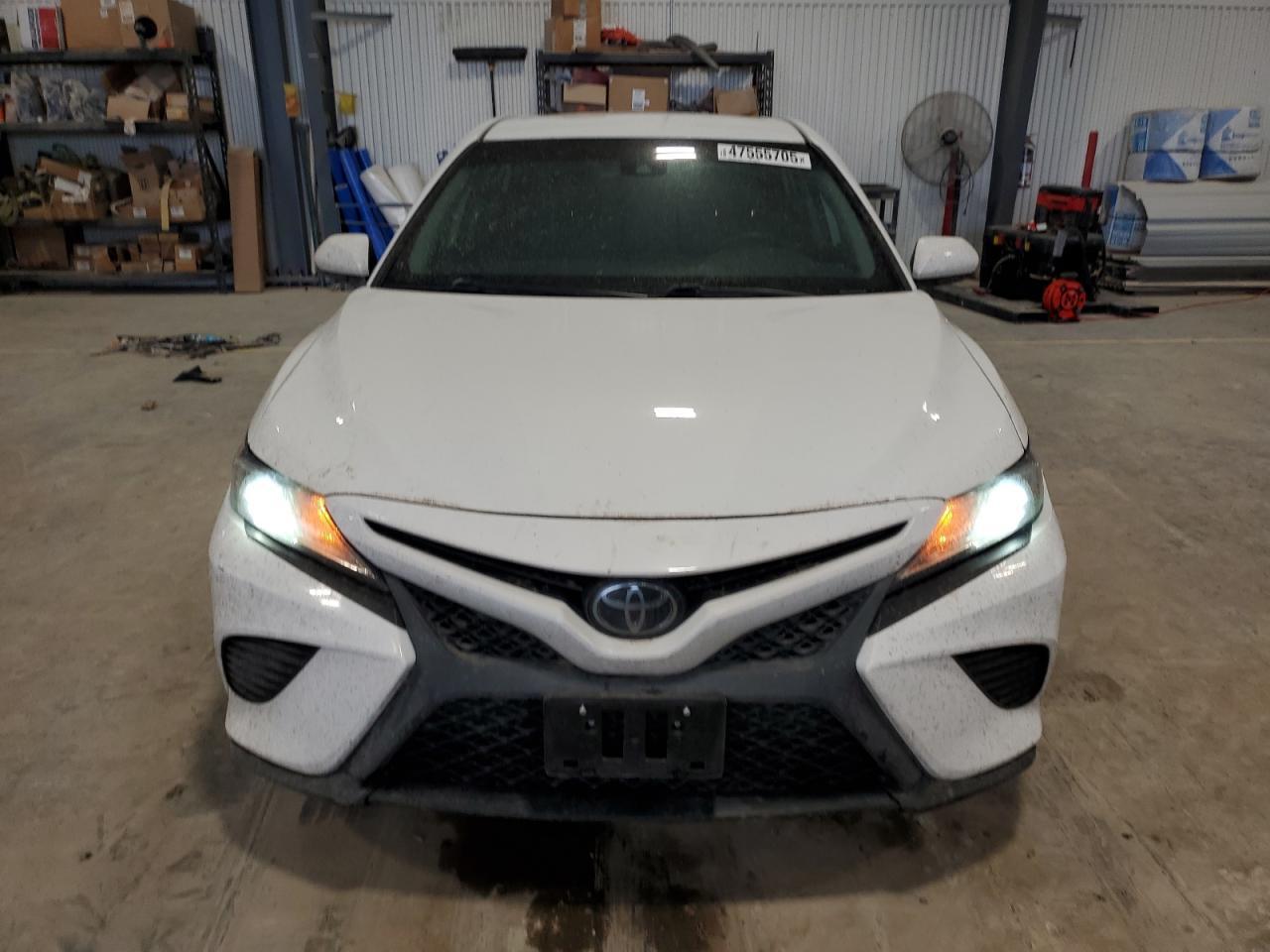 2020 TOYOTA CAMRY SE - Image 5