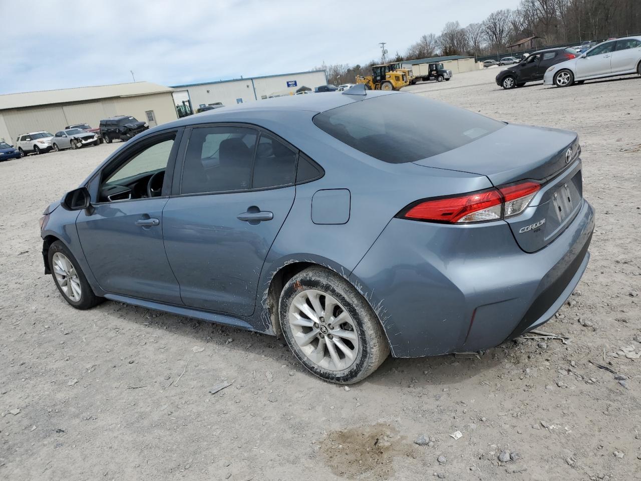 2021 TOYOTA COROLLA LE - Фото 2