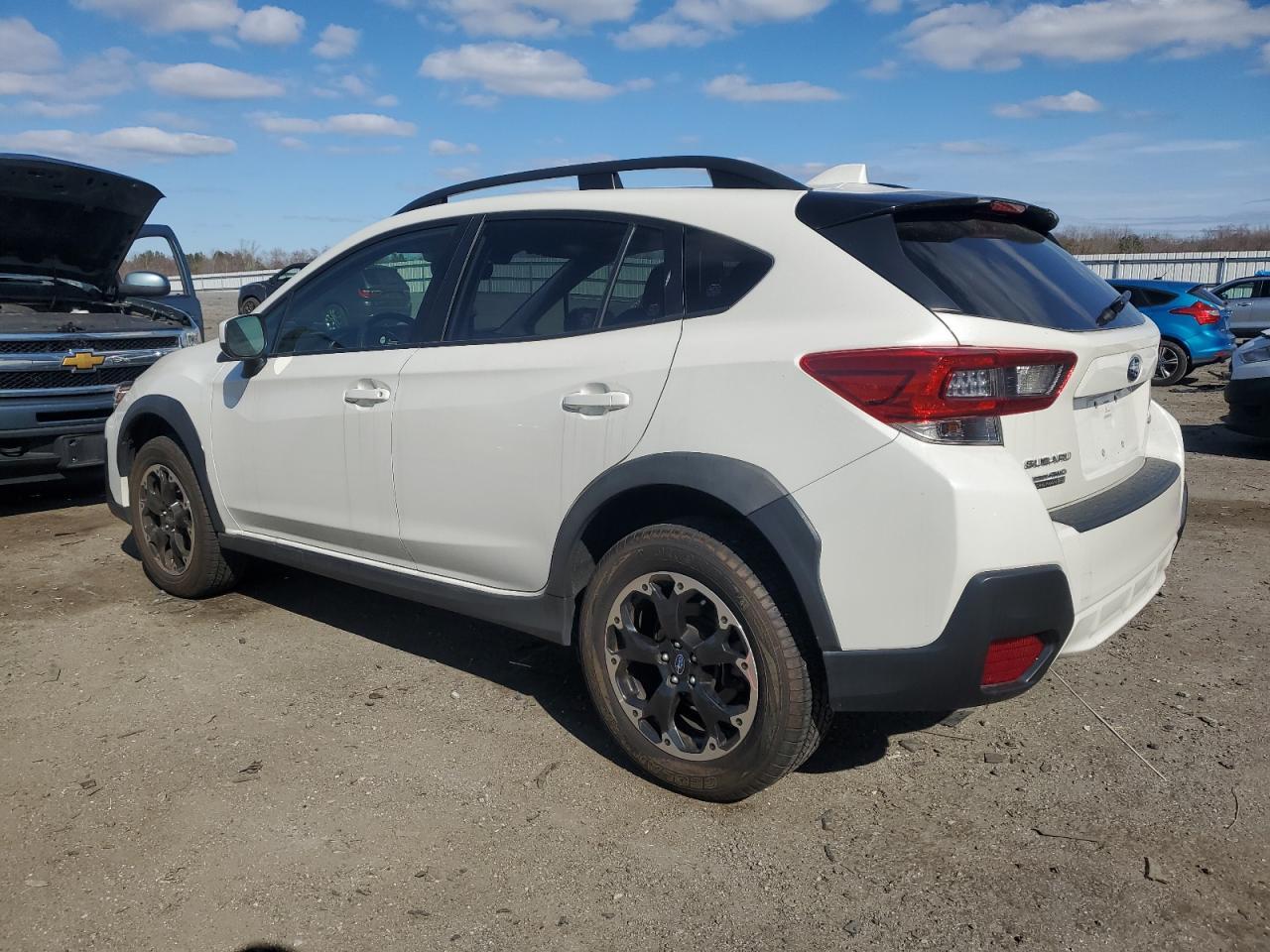 2021 SUBARU CROSSTREK - Фото 2